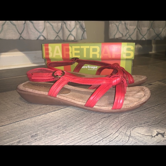 BareTraps - Picture 9 of 11